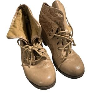 Rock & Candy Tan faux leather Ankle Boots Size 8.5